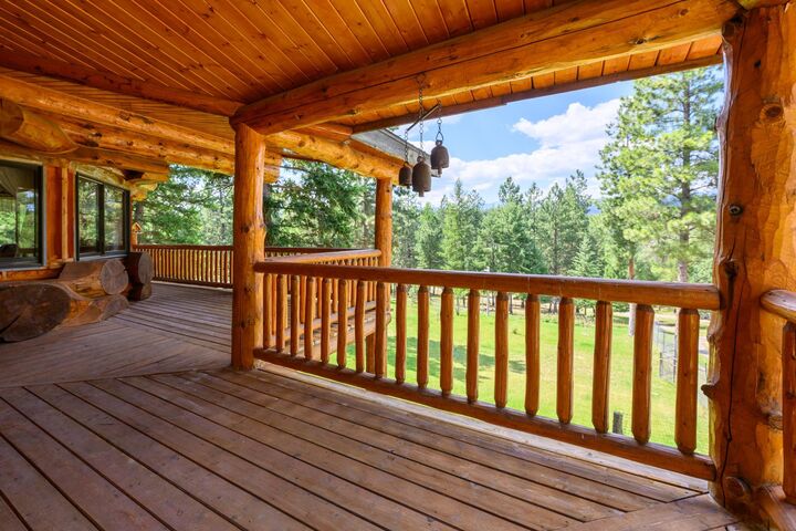 Property Photo:  554 Elk Run Drive  MT 59930 