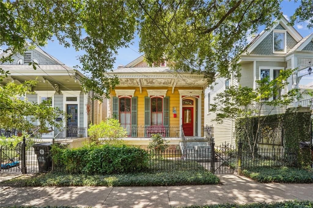 Property Photo: 422 State Street LA 70118