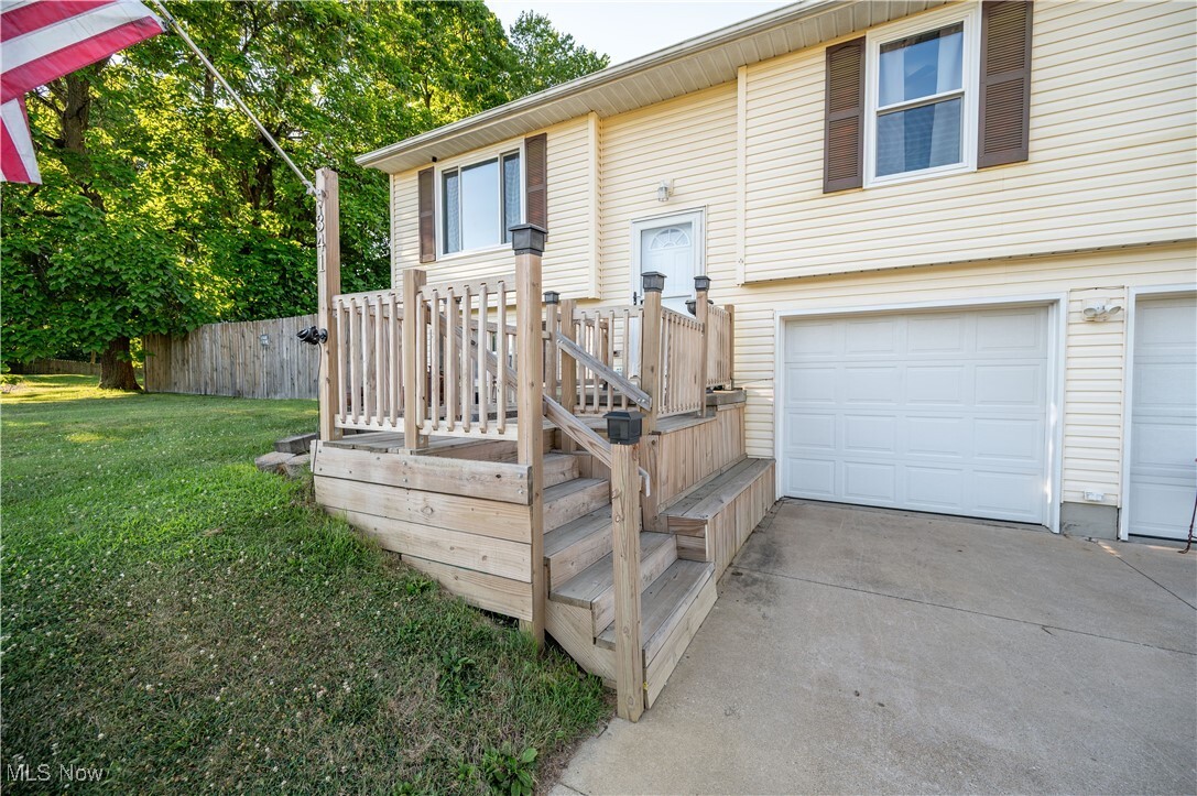 Property Photo: 341 E Lake Street OH 44266