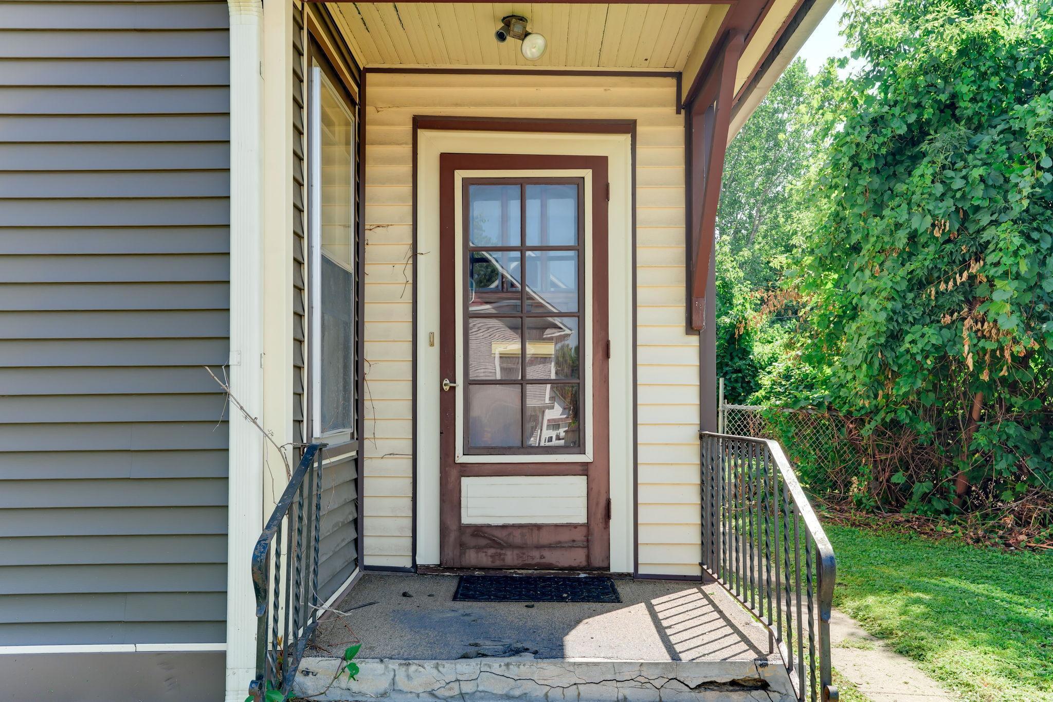 Property Photo: 3020 Knox Avenue N MN 55411