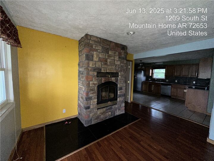 Property Photo: 1209 South Street AR 72653
