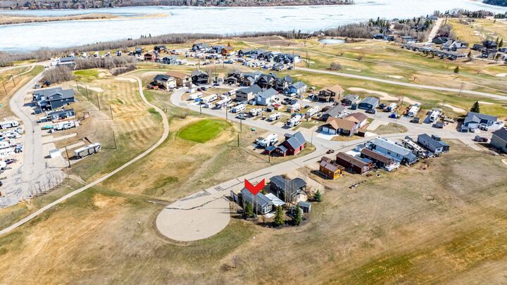 Photo de la propriété:  25054 South Pine Lake Road 5021  AB T0M 1R0 