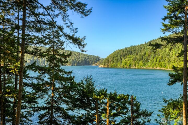 15780  Quiet Cove Drive  Anacortes WA 98221 photo