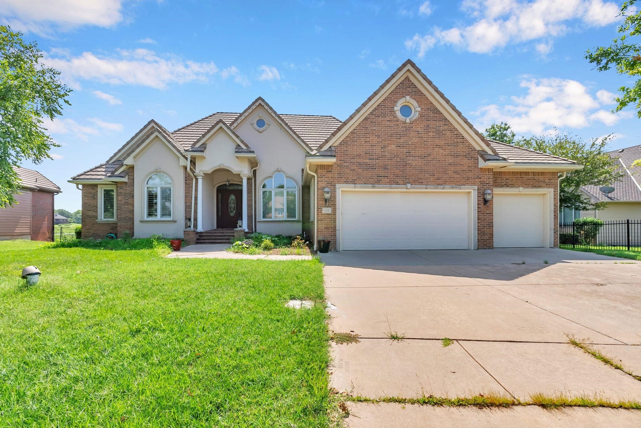 Property Photo: 618 18th Fairway KS 67002
