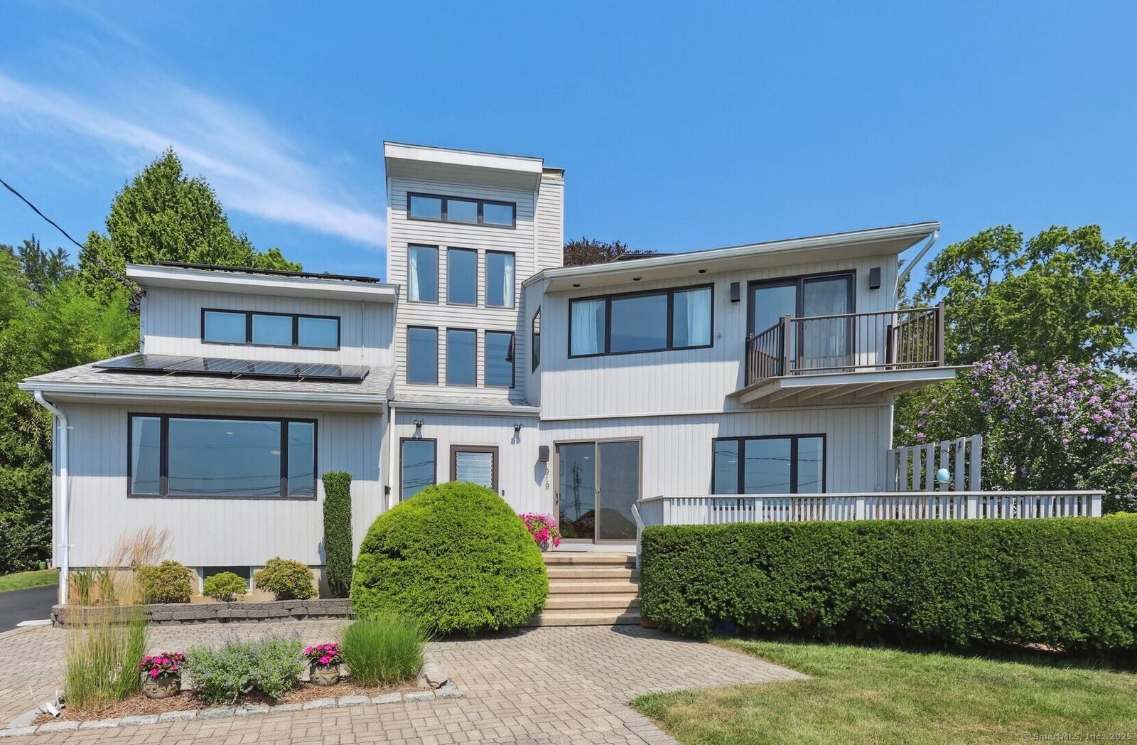 Property Photo: 919 Pequot Avenue CT 06320