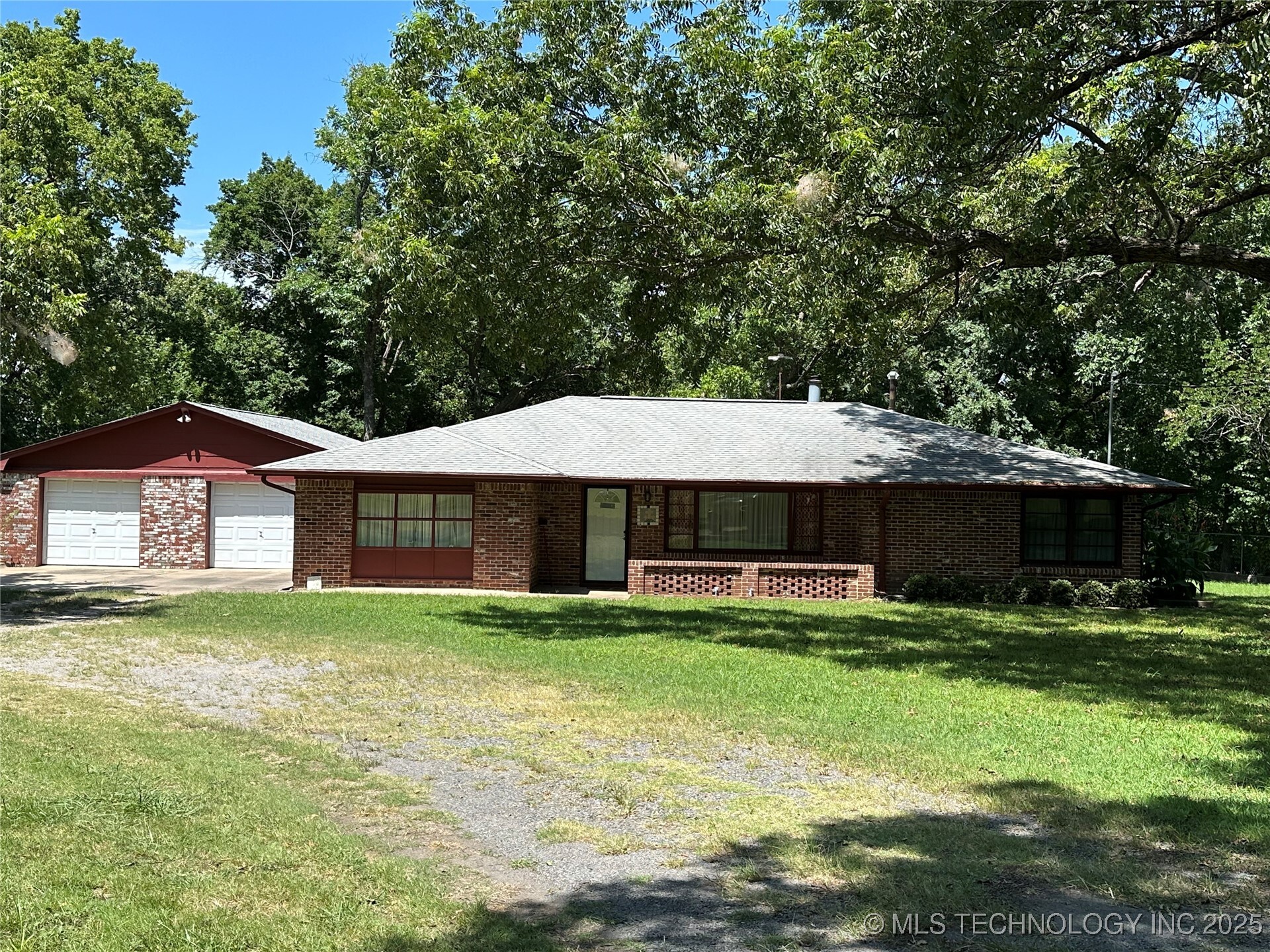 Property Photo:  1520 Highway 10 E  OK 74434 
