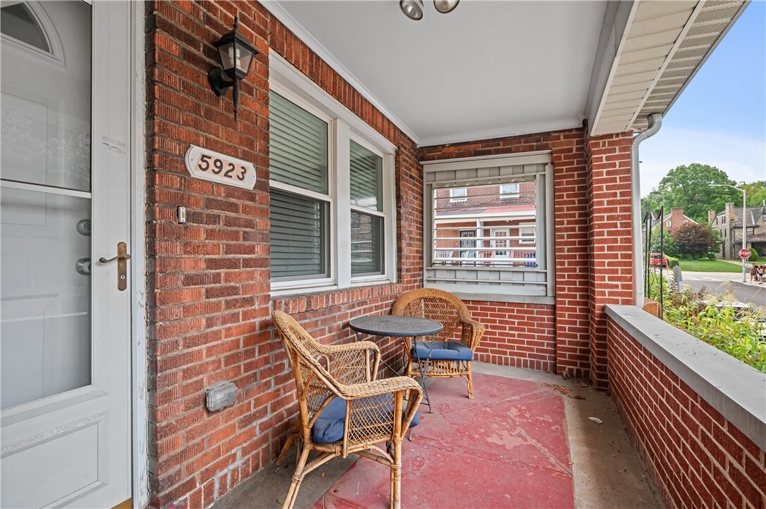 Property Photo: 5923 Bryant Street PA 15206