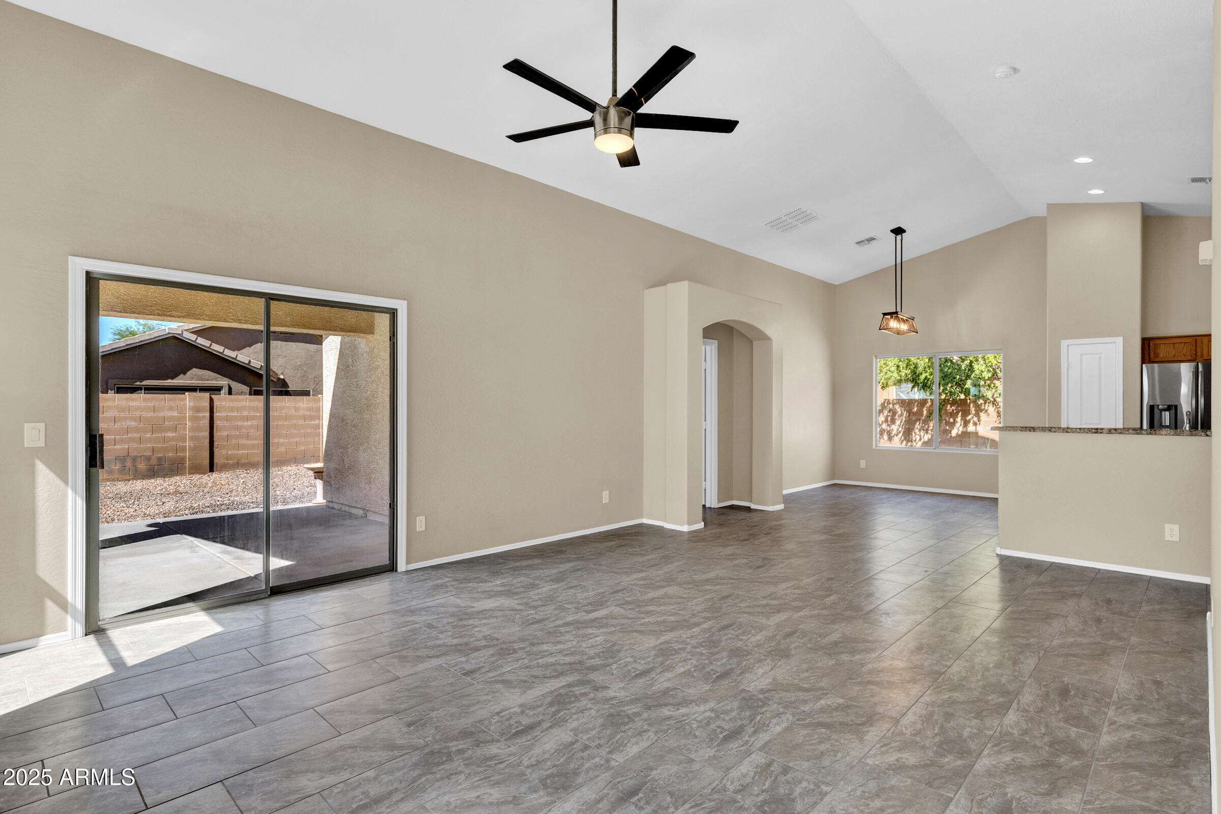 Property Photo:  22363 E Via Del Palo --  AZ 85142 