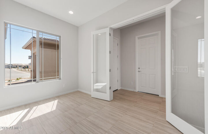 Property Photo:  754 W Flatiron Trail  AZ 85120 