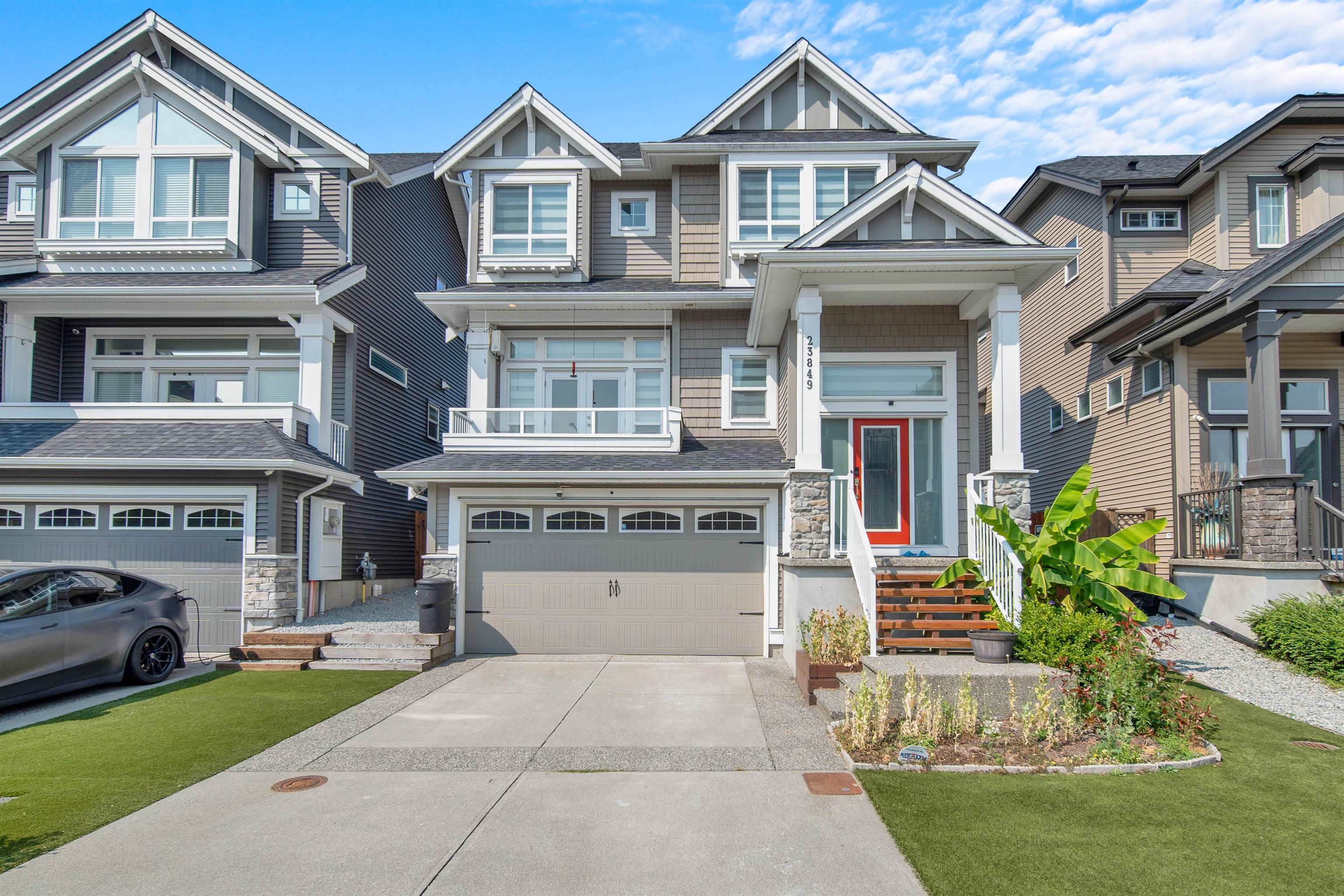23849 103A Avenue  Maple Ridge BC V2W 1G3 photo