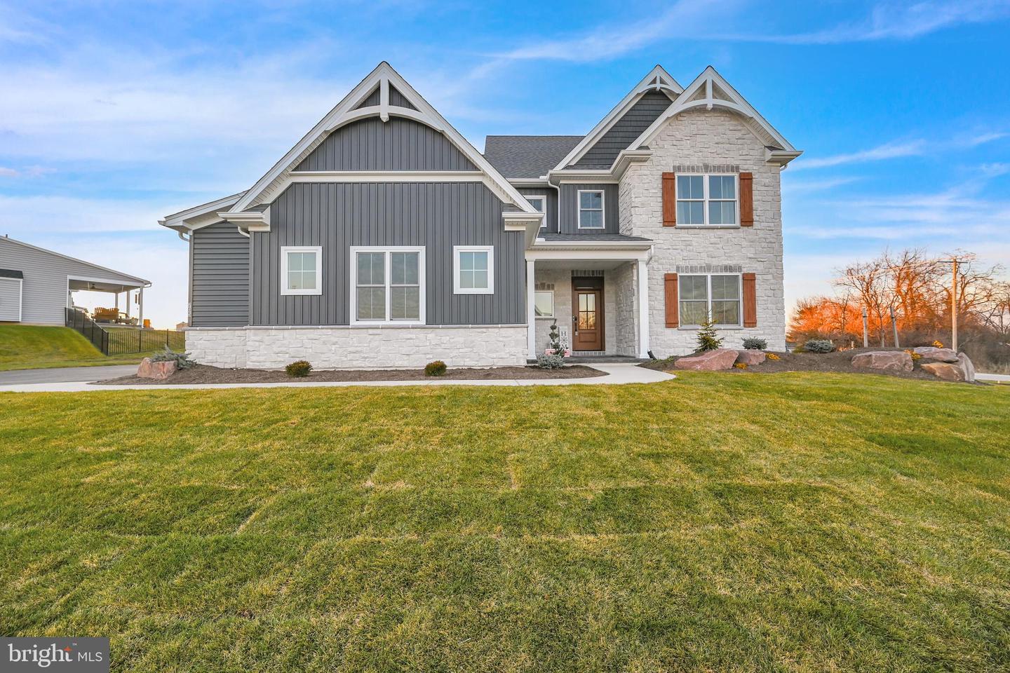 Property Photo: 750 Oxford Drive 13 PA 17406