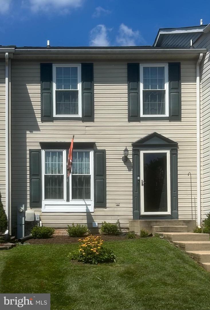 Property Photo: 914 Lynham Court 914 MD 21014