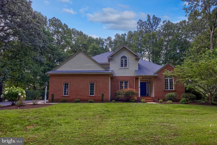 71 Deerfield Drive  Pequea PA 17565 photo