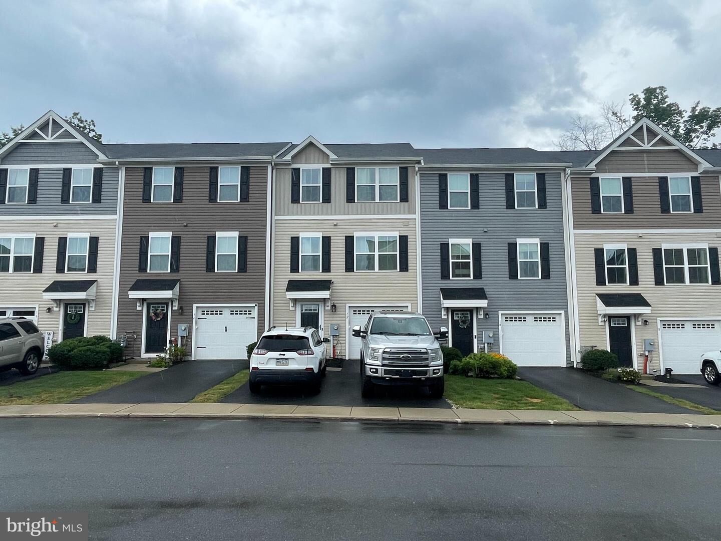 Property Photo: 12 Foxwood Drive PA 19525