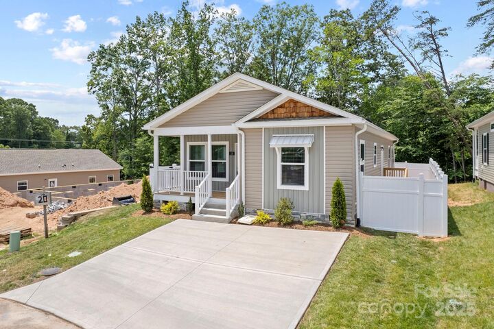 Property Photo:  131 Bellamy Road  NC 28806 