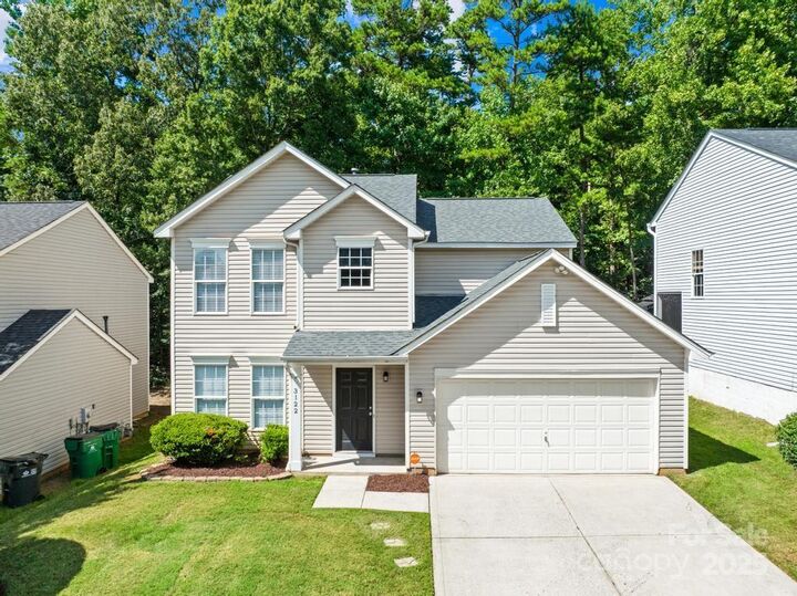 3122 Mallard Forest Drive  Charlotte NC 28269 photo