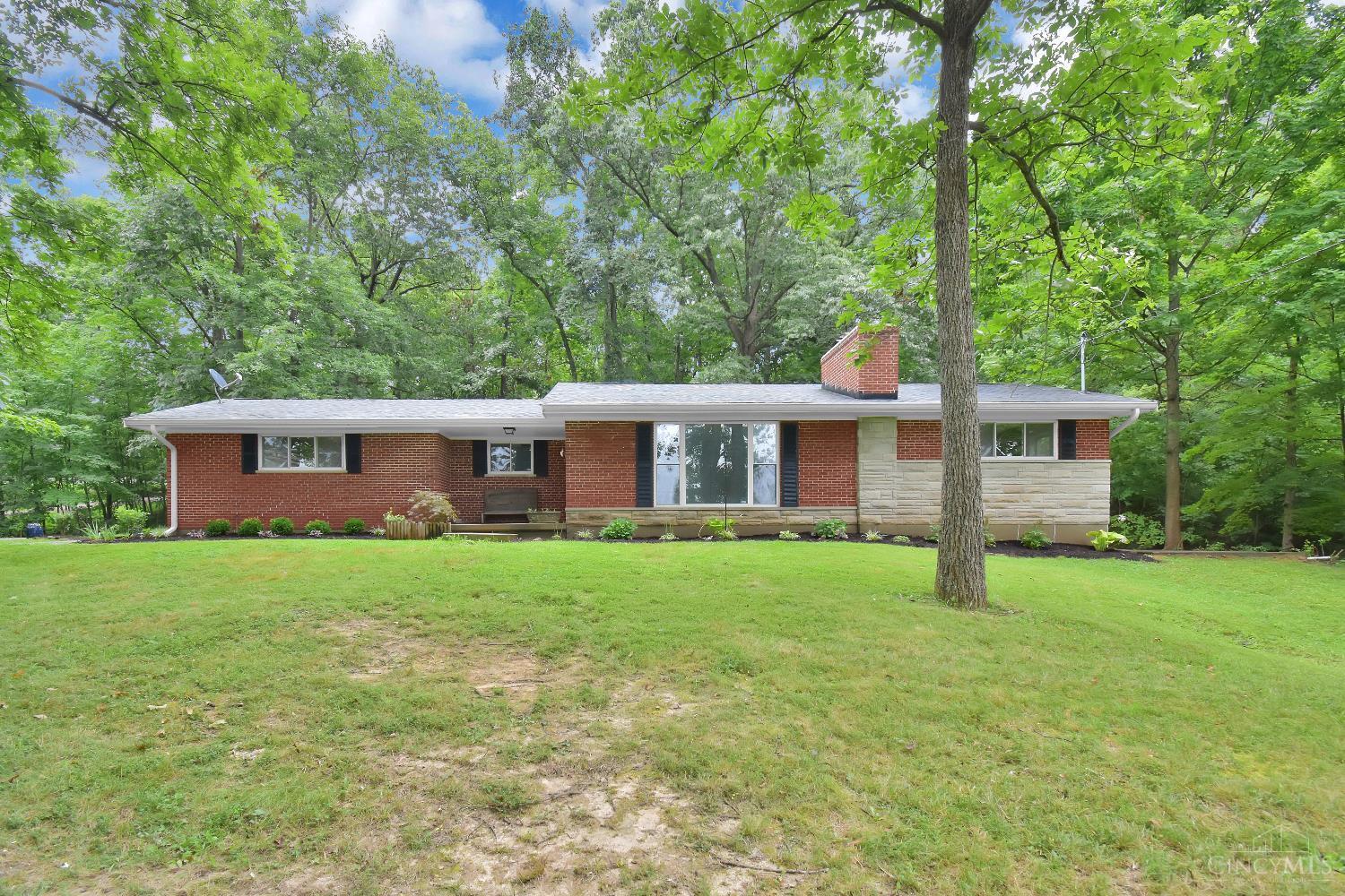 Property Photo: 11402 Edgewood Road OH 45030