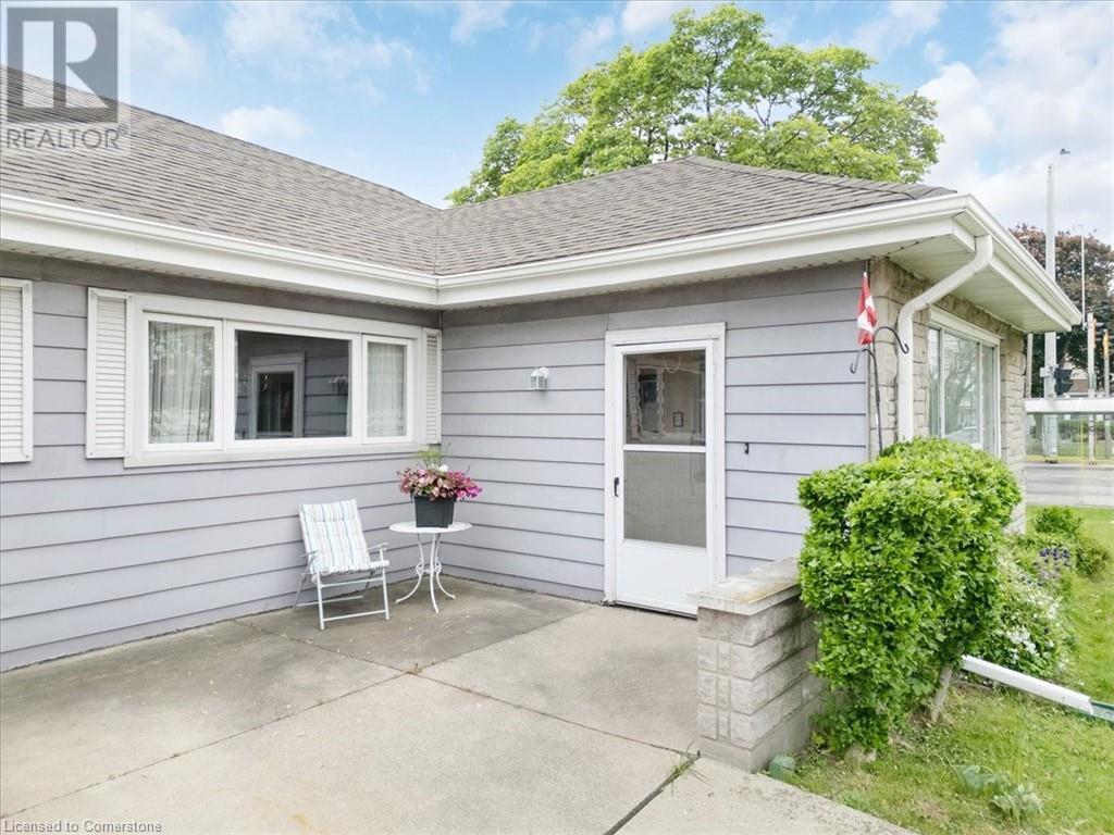Photo de la propriété:  693 Upper James Street  ON L9C 2Z7 