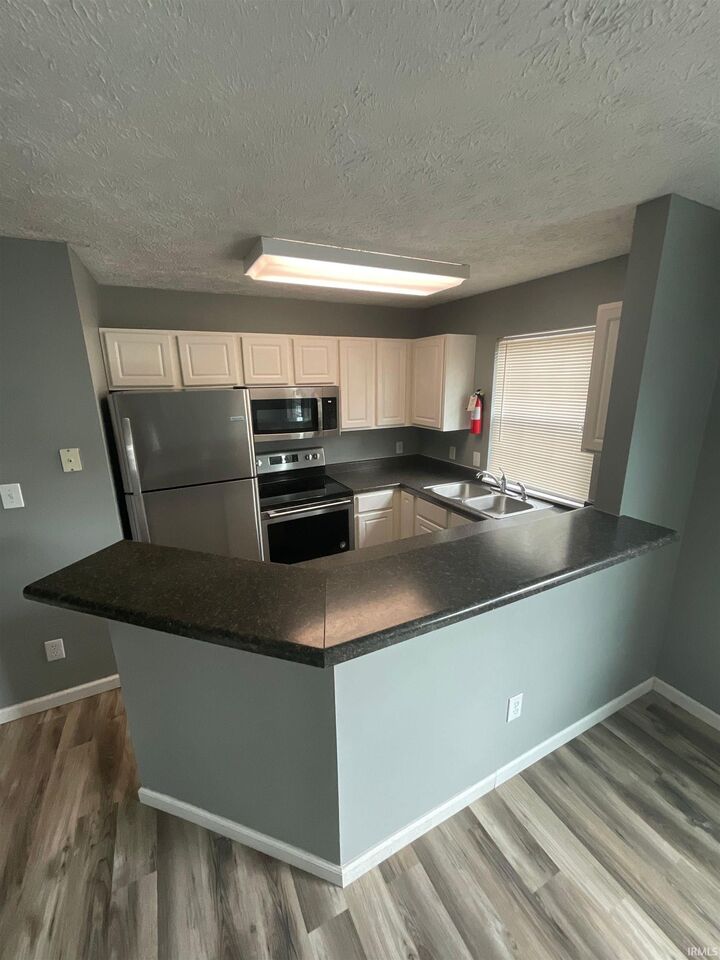 Property Photo:  126 E 6th Street  IN 47408-3300 