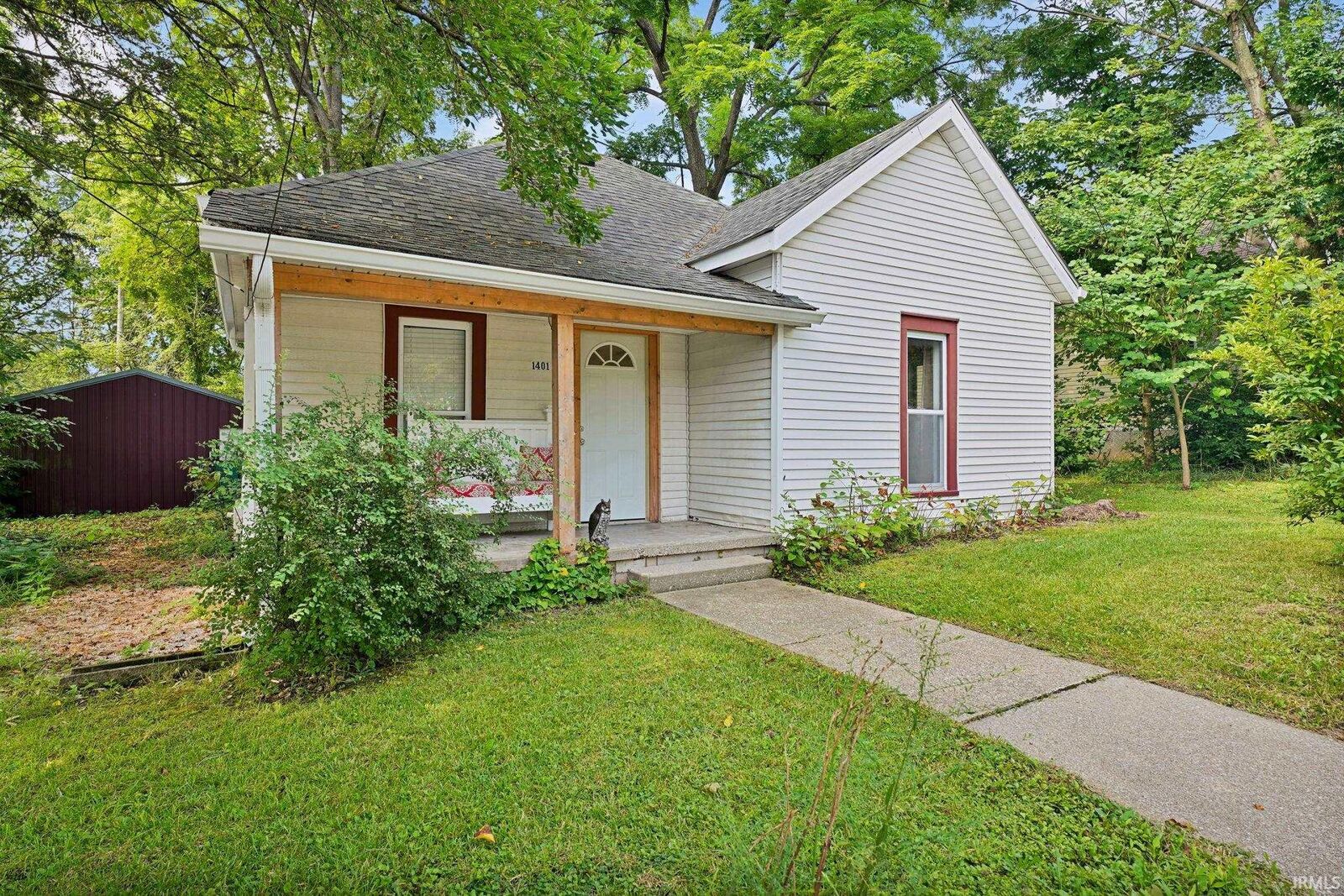 Property Photo:  1401 W 8th Street  IN 47404 