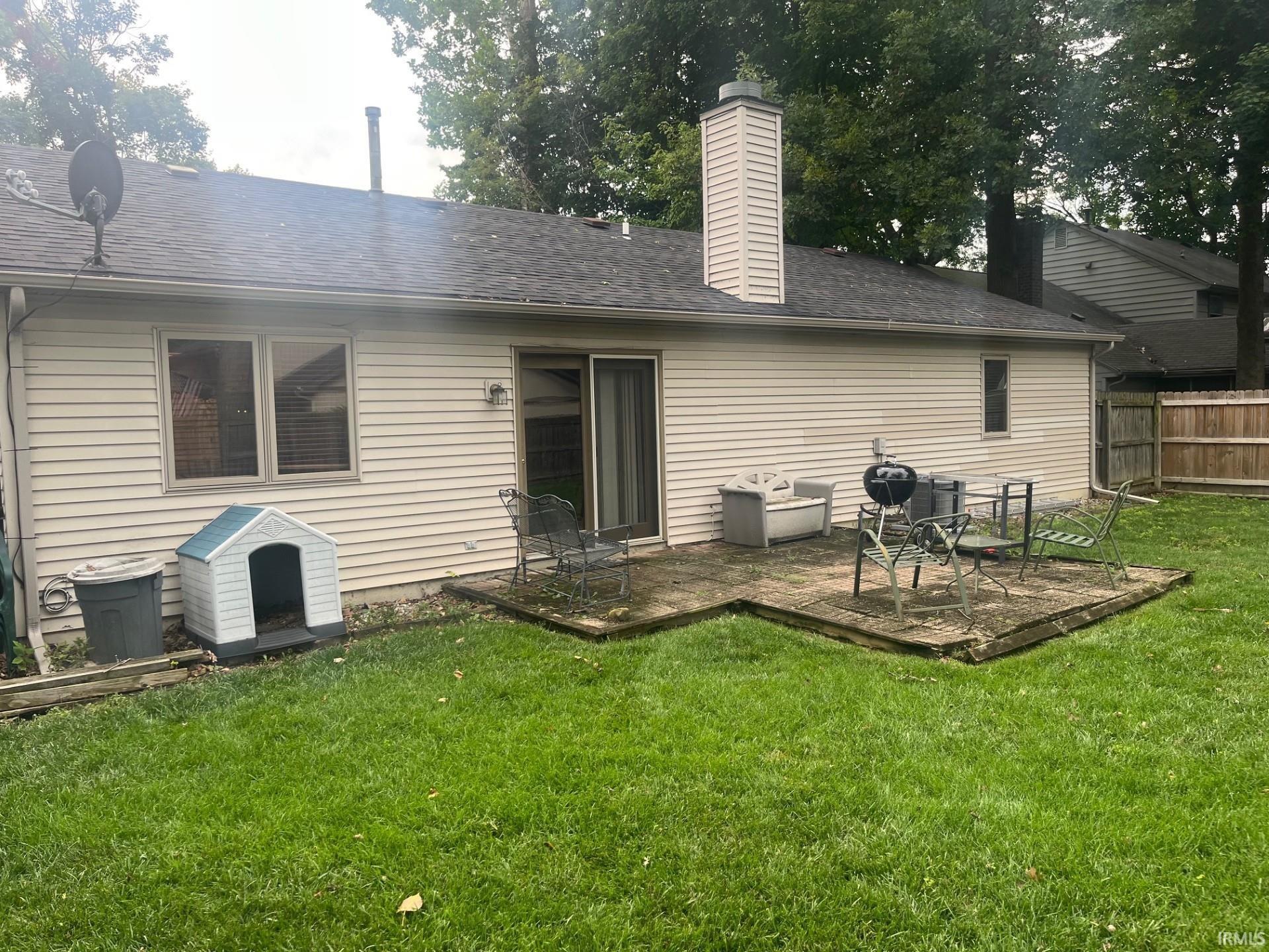 Property Photo: 2706 Rolling Meadows Lane IN 46774
