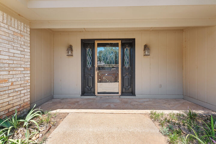 Property Photo: 4424 76th Street TX 79424