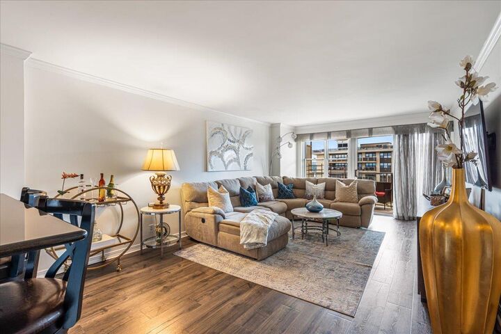 Property Photo:  17-85 215 Street 16J  NY 11360 
