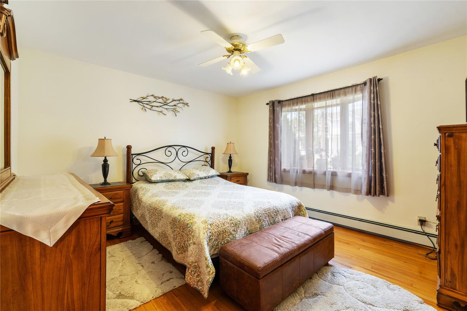Property Photo:  218 Bryant Avenue  NY 11040 