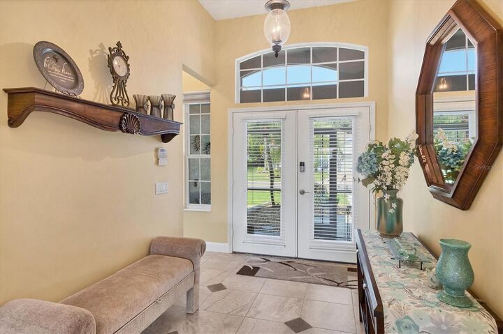 Property Photo: 4001 Landor Court FL 34293