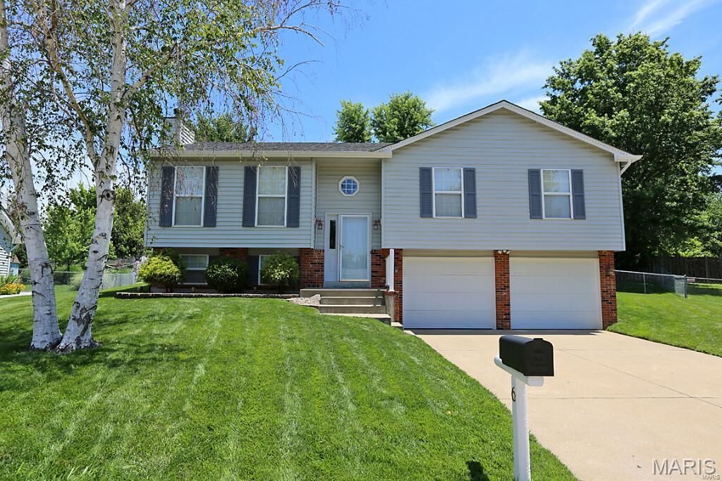 Property Photo:  6 Colchester Court  MO 63376 
