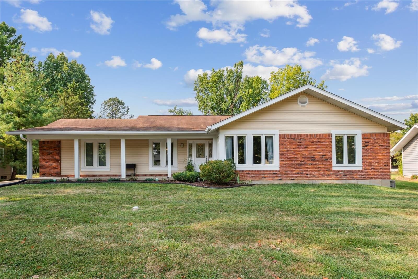 Property Photo: 2169 Silverwood Lane MO 63017