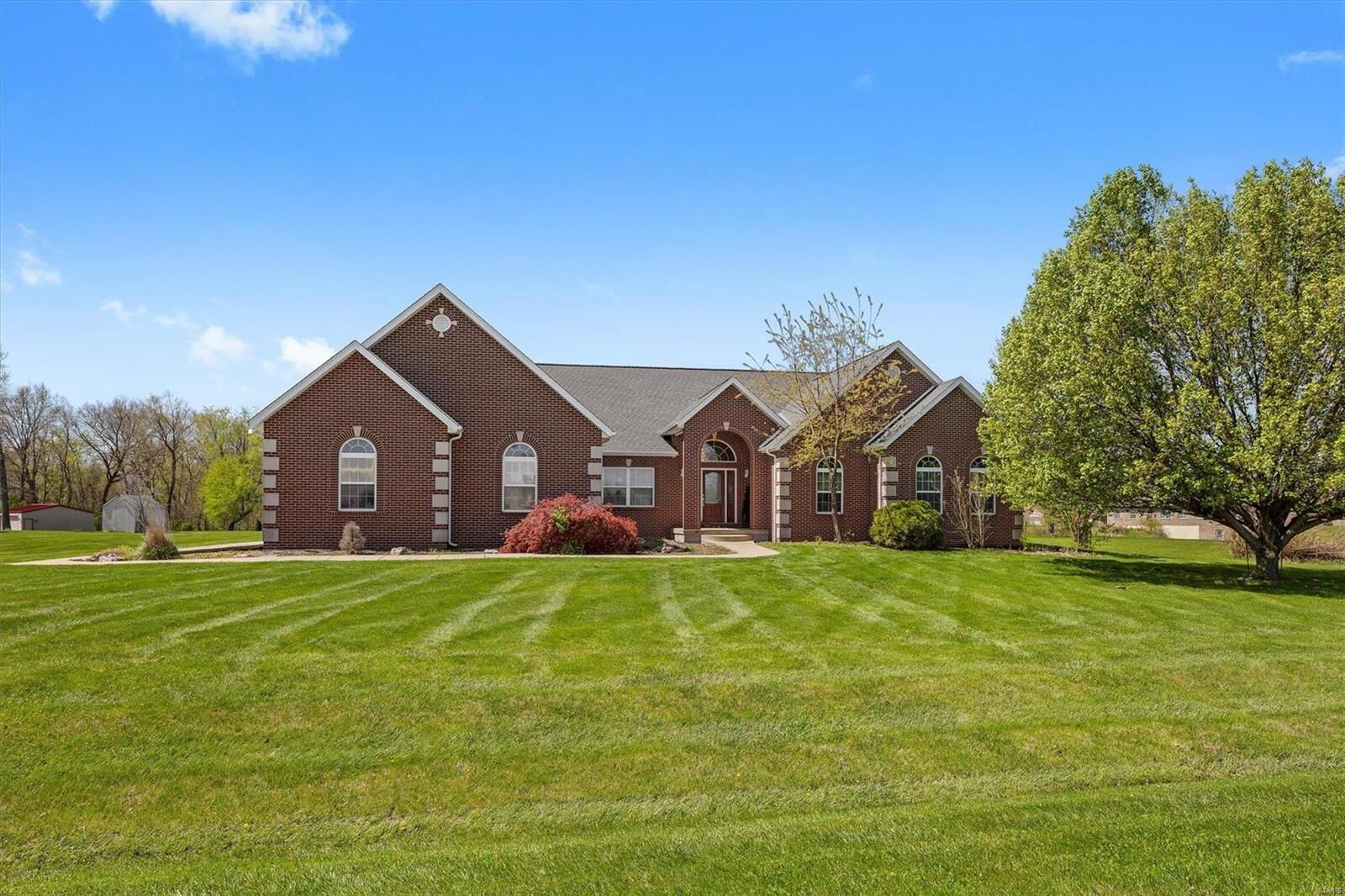 Property Photo: 125 Blue Bell Lane IL 62249