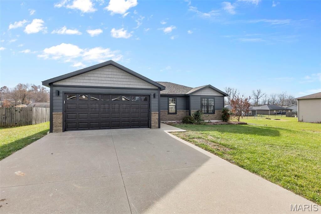Property Photo: 196 Red Hawk Ridge MO 63701