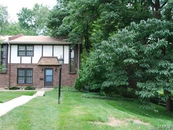 Property Photo:  1229 N 17th Street N 20  IL 62226 