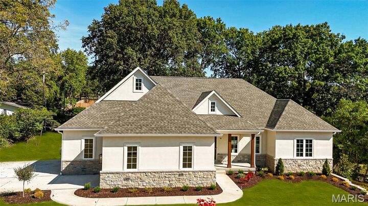 11 North Tealbrook Drive  St Louis MO 63141 photo