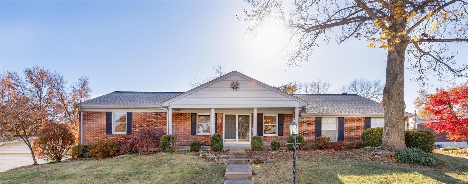 Property Photo: 5024 Towne Centre Drive MO 63128