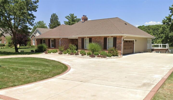 34 Moorings Dr  Lake St Louis MO 63367 photo
