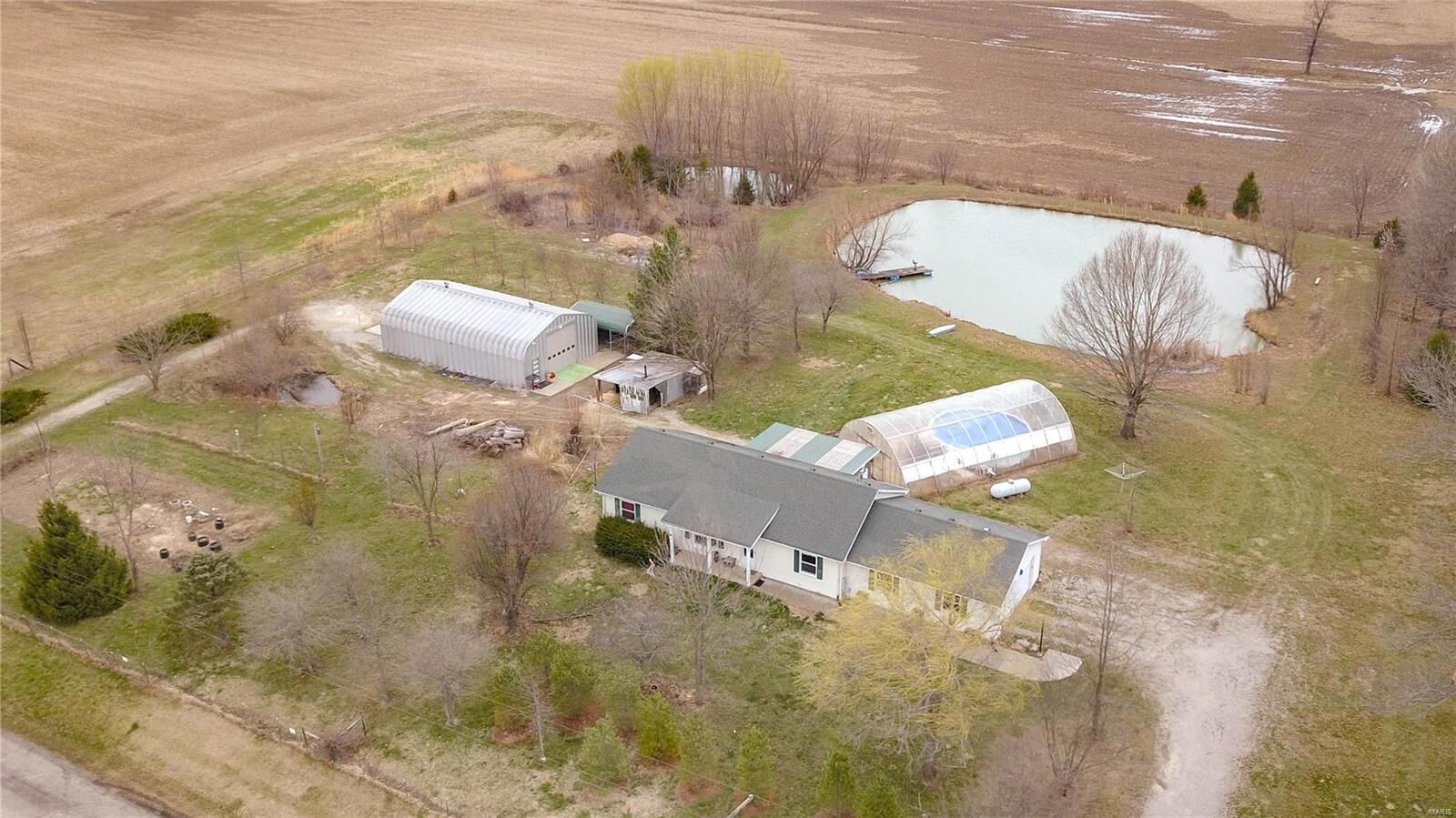 Property Photo: 701 Zobrist Avenue IL 62275