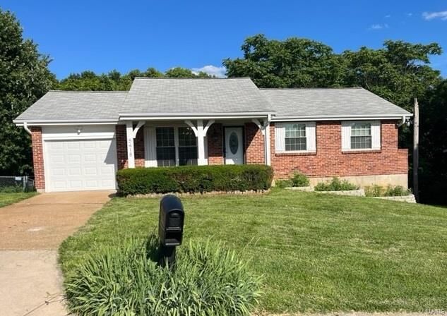 Property Photo:  5418 Crestside Lane  MO 63128 