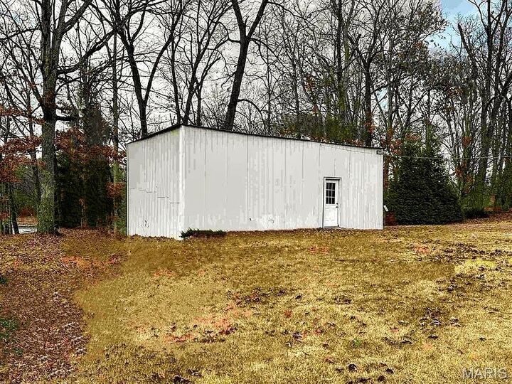Property Photo: 2562 State Route 161 IL 62801