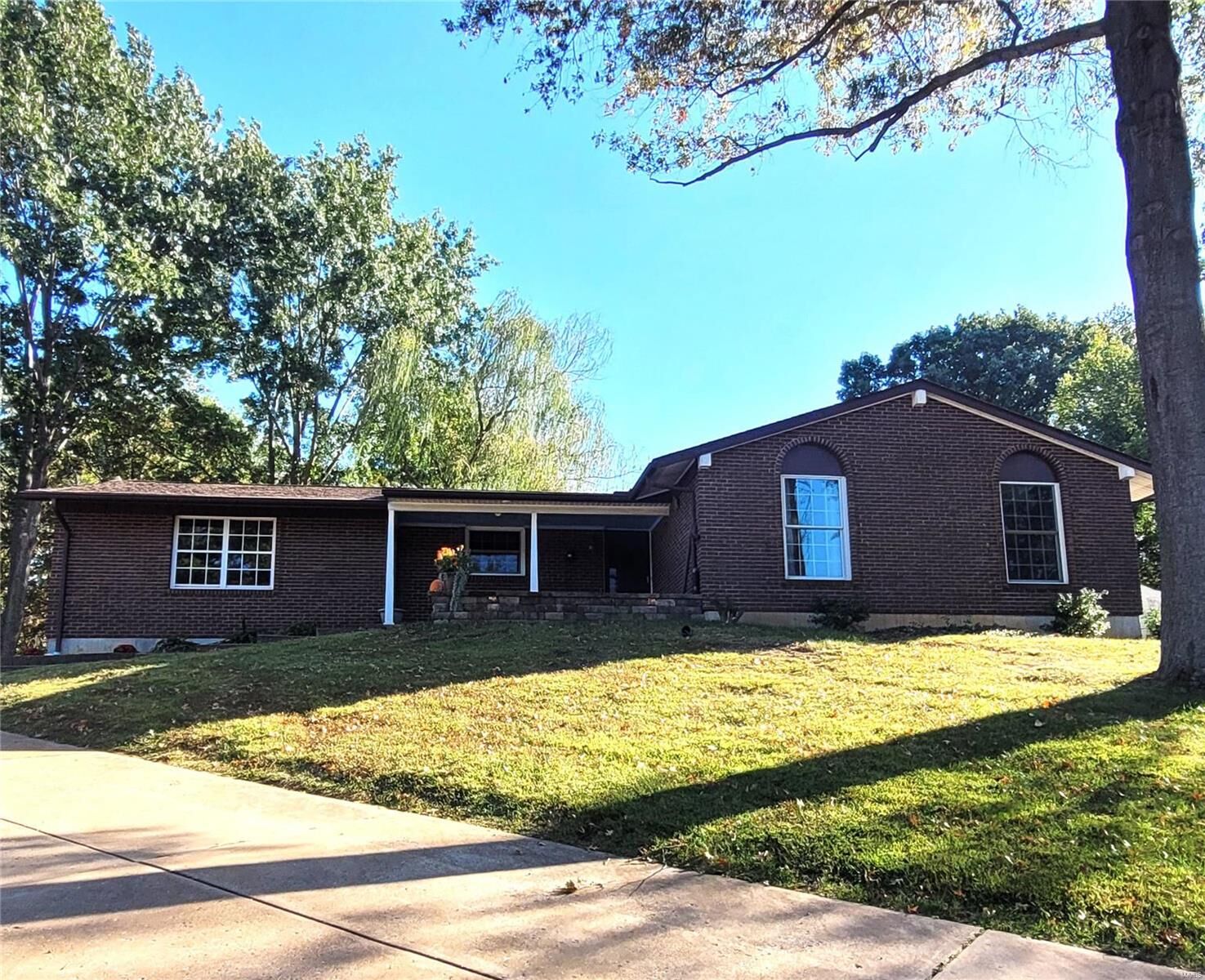 Property Photo: 8 Oxford Drive MO 63090