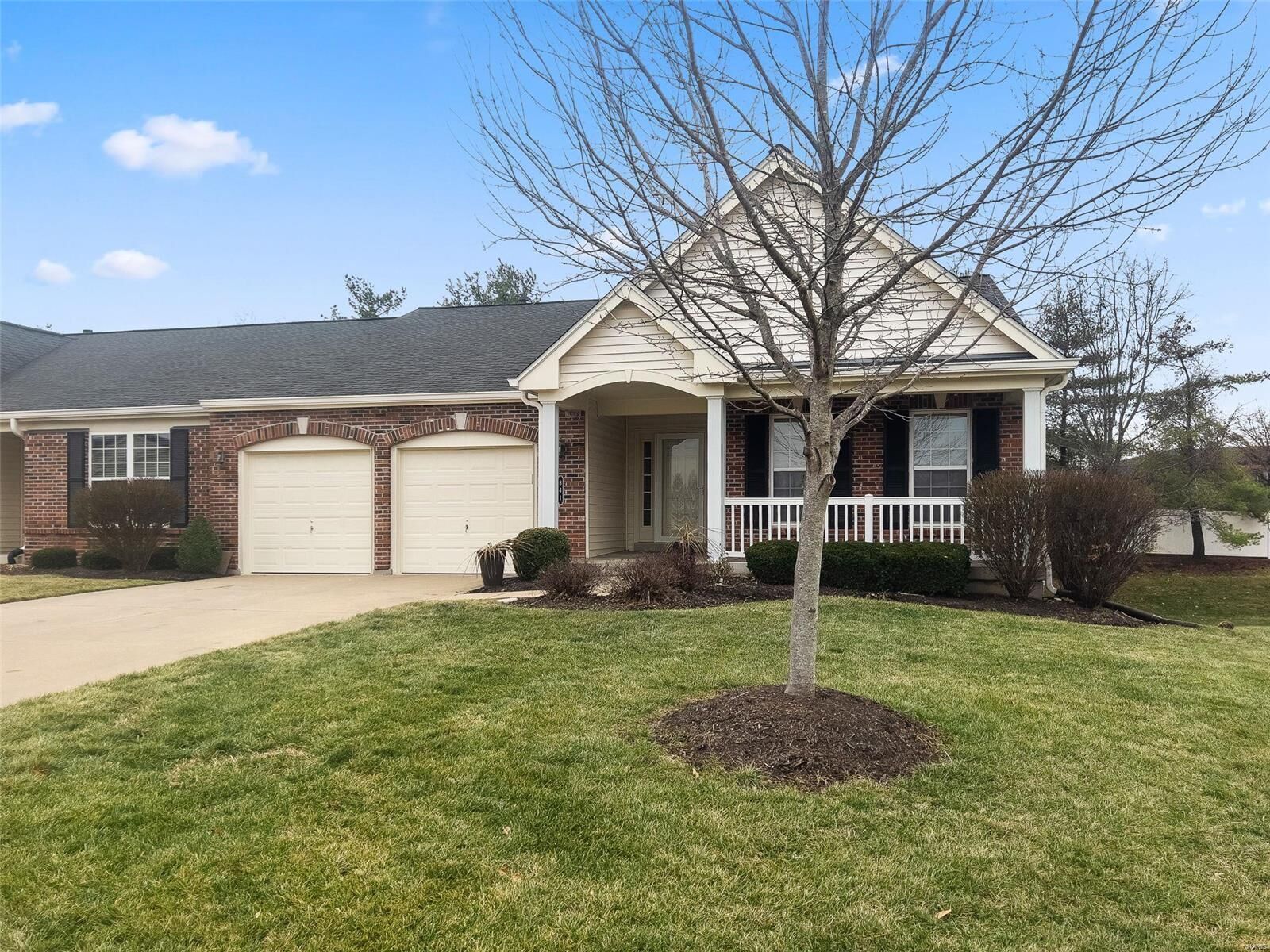 Property Photo: 841 Waterford Villas Drive MO 63367