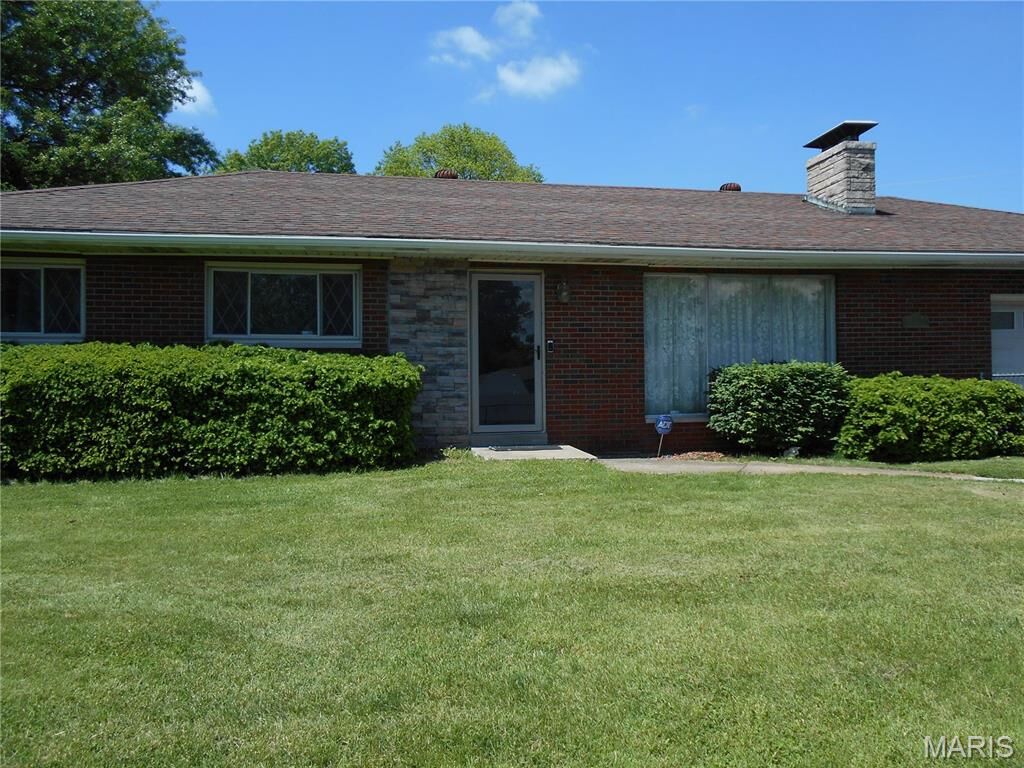 Property Photo: 4801 Benning Avenue IL 62040