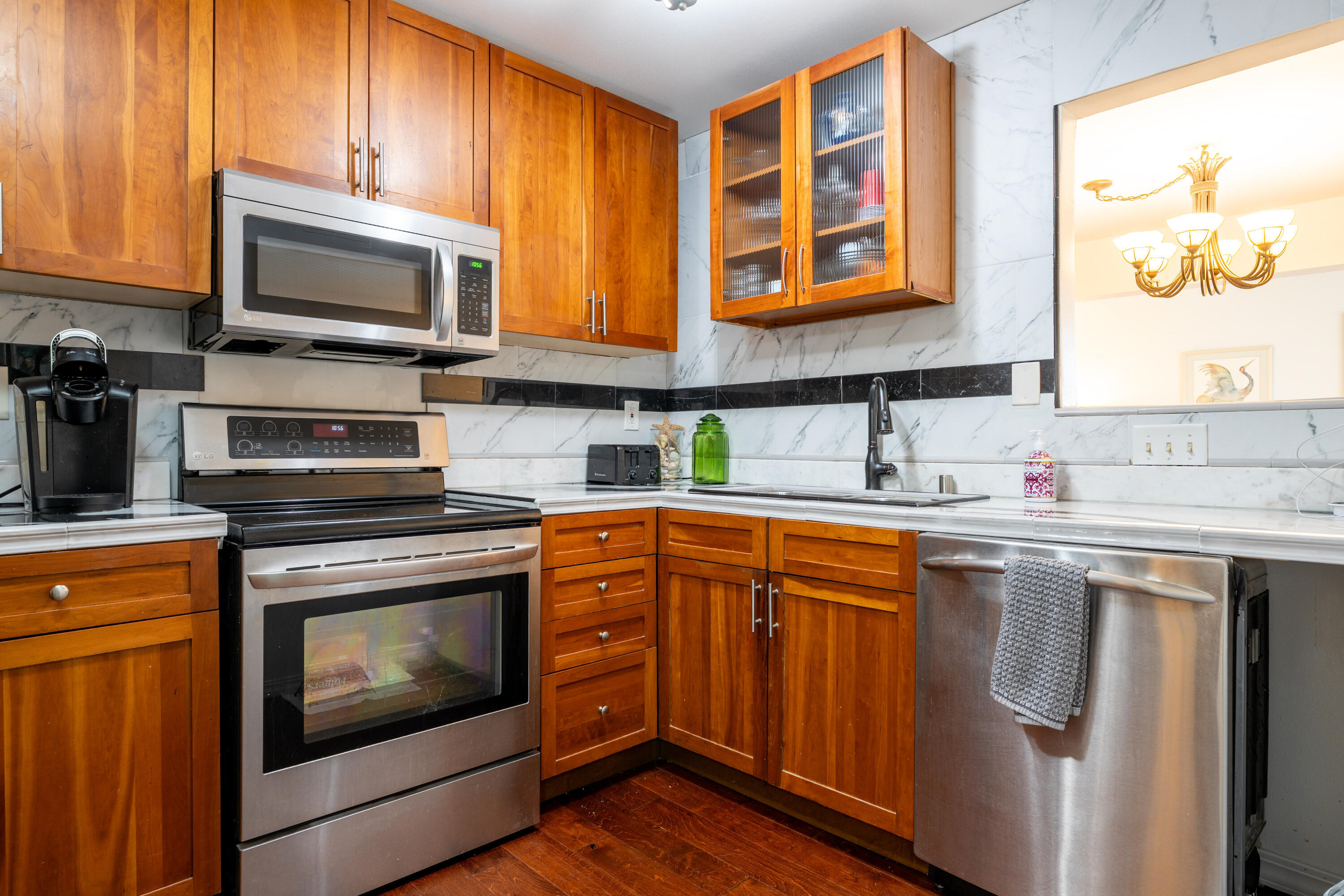 Property Photo: 4215 N 100th St 302 WI 53222