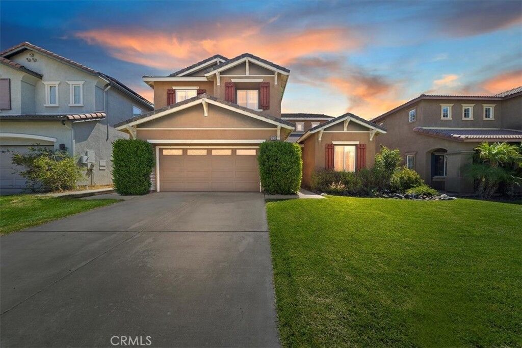 Property Photo:  46260 Carpet Court  CA 92592 