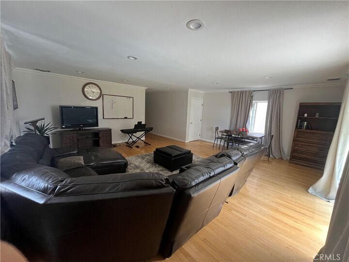 Property Photo:  7036 Kilgarry Avenue  CA 90660 