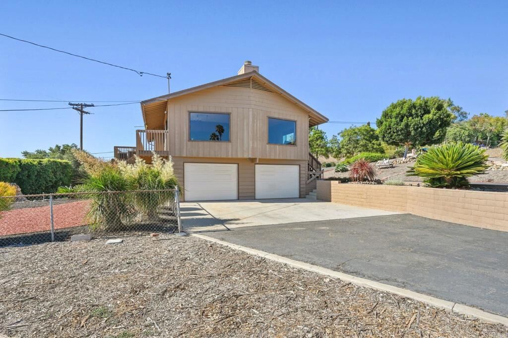Property Photo:  2034 Alessandro Trail  CA 92084 