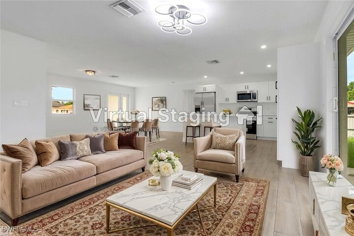 Property Photo: 4448 18th Avenue SW FL 34116