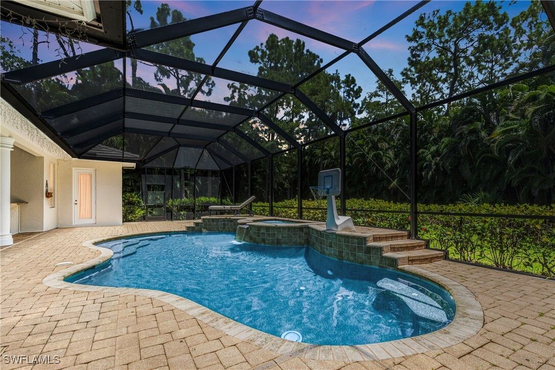 Property Photo:  2116 Harlans Run  FL 34105