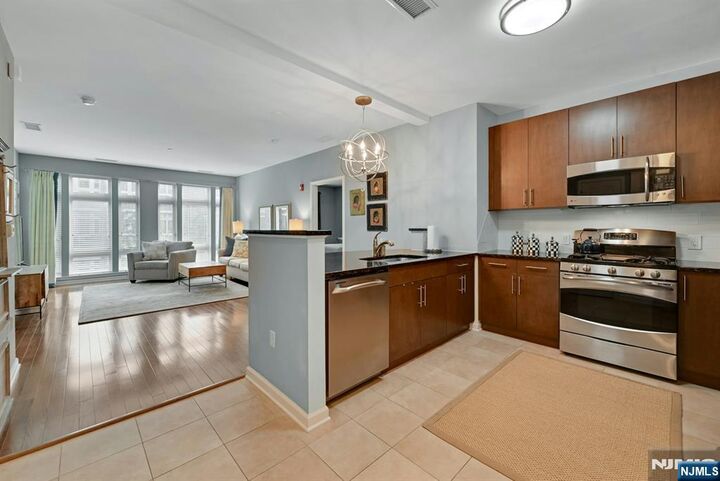 Property Photo:  2212 Riverview Avenue 212  NJ 07631 